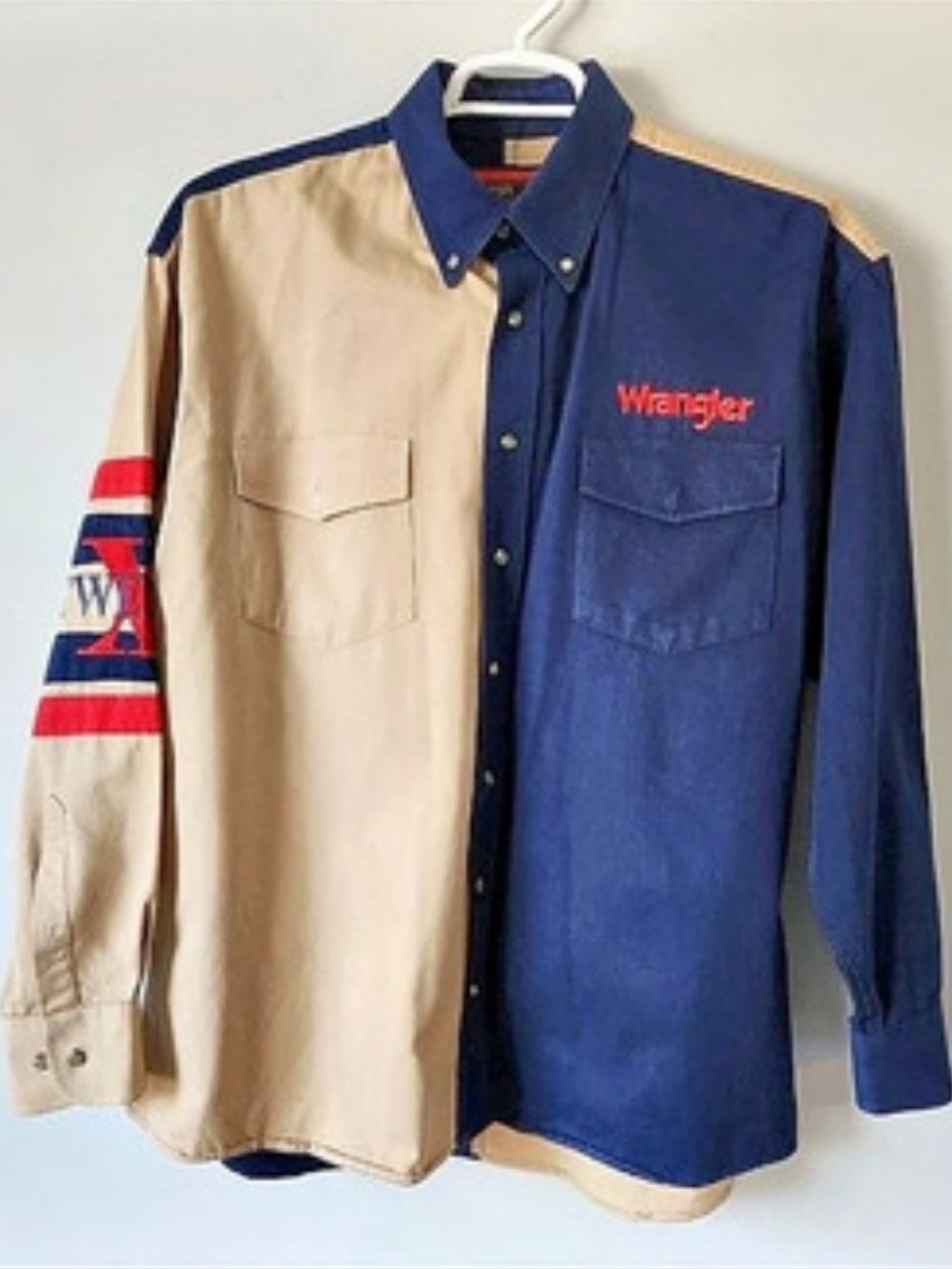 Vintage Y2K Wrangler 20X Blue Work Shirt Size 2XL Beige Color Block Embroidered